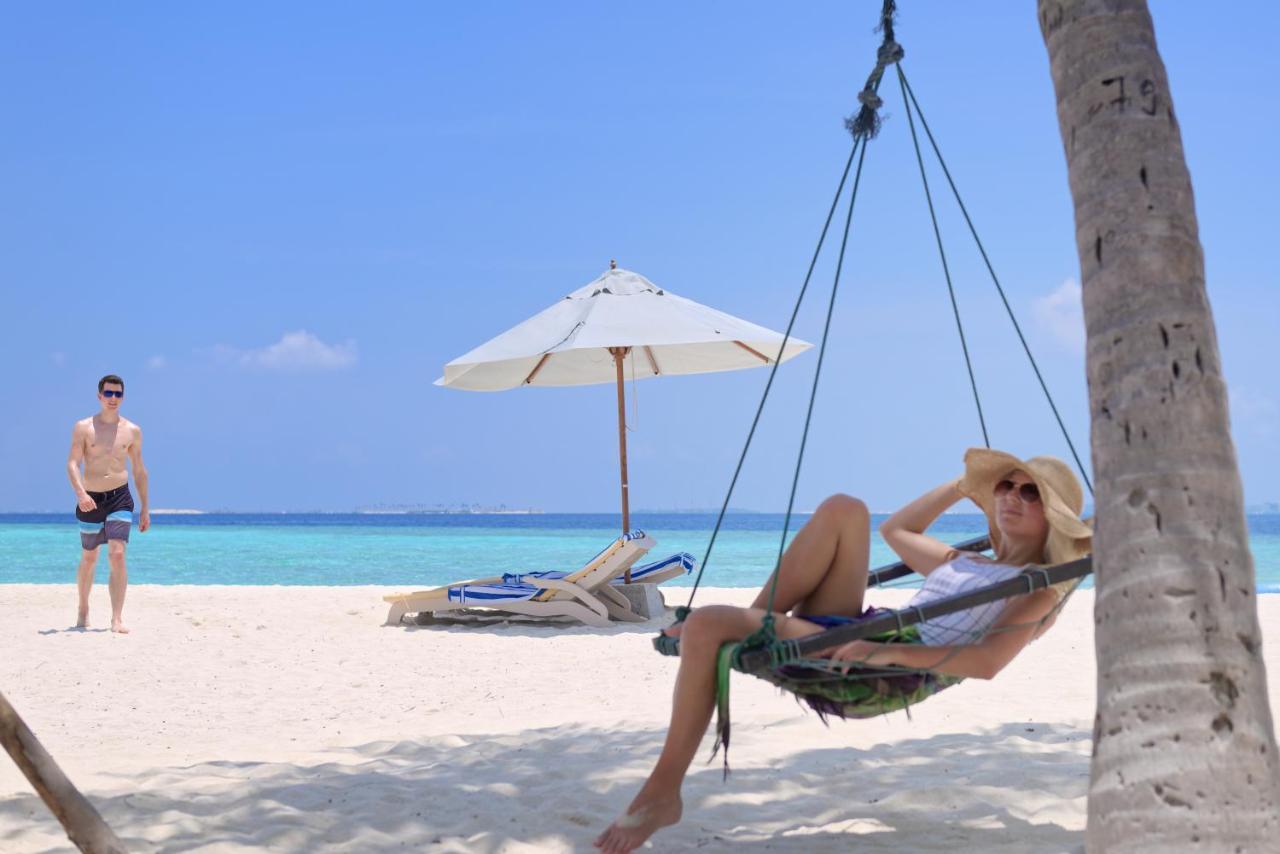 เอมบูดู วิลเลจ รีสอร์ต Hotel Embudu Island ภายนอก รูปภาพ