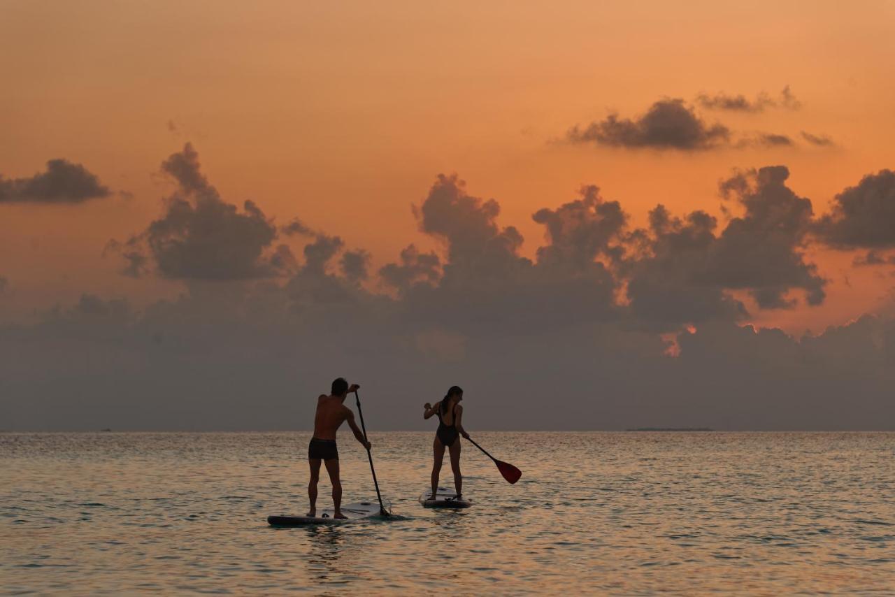 เอมบูดู วิลเลจ รีสอร์ต Hotel Embudu Island ภายนอก รูปภาพ