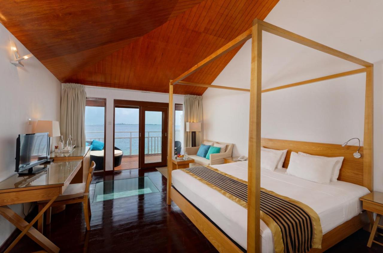 เอมบูดู วิลเลจ รีสอร์ต Hotel Embudu Island ภายนอก รูปภาพ