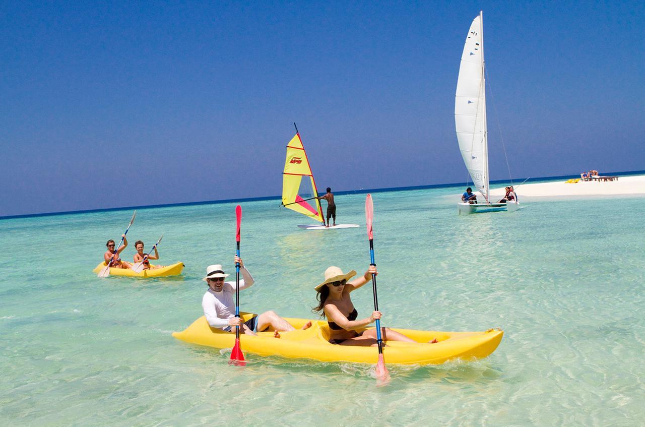เอมบูดู วิลเลจ รีสอร์ต Hotel Embudu Island ภายนอก รูปภาพ