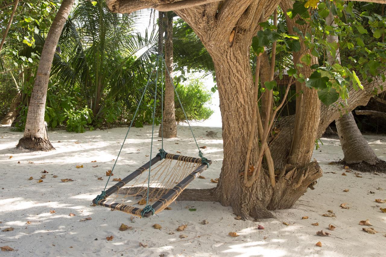 เอมบูดู วิลเลจ รีสอร์ต Hotel Embudu Island ภายนอก รูปภาพ